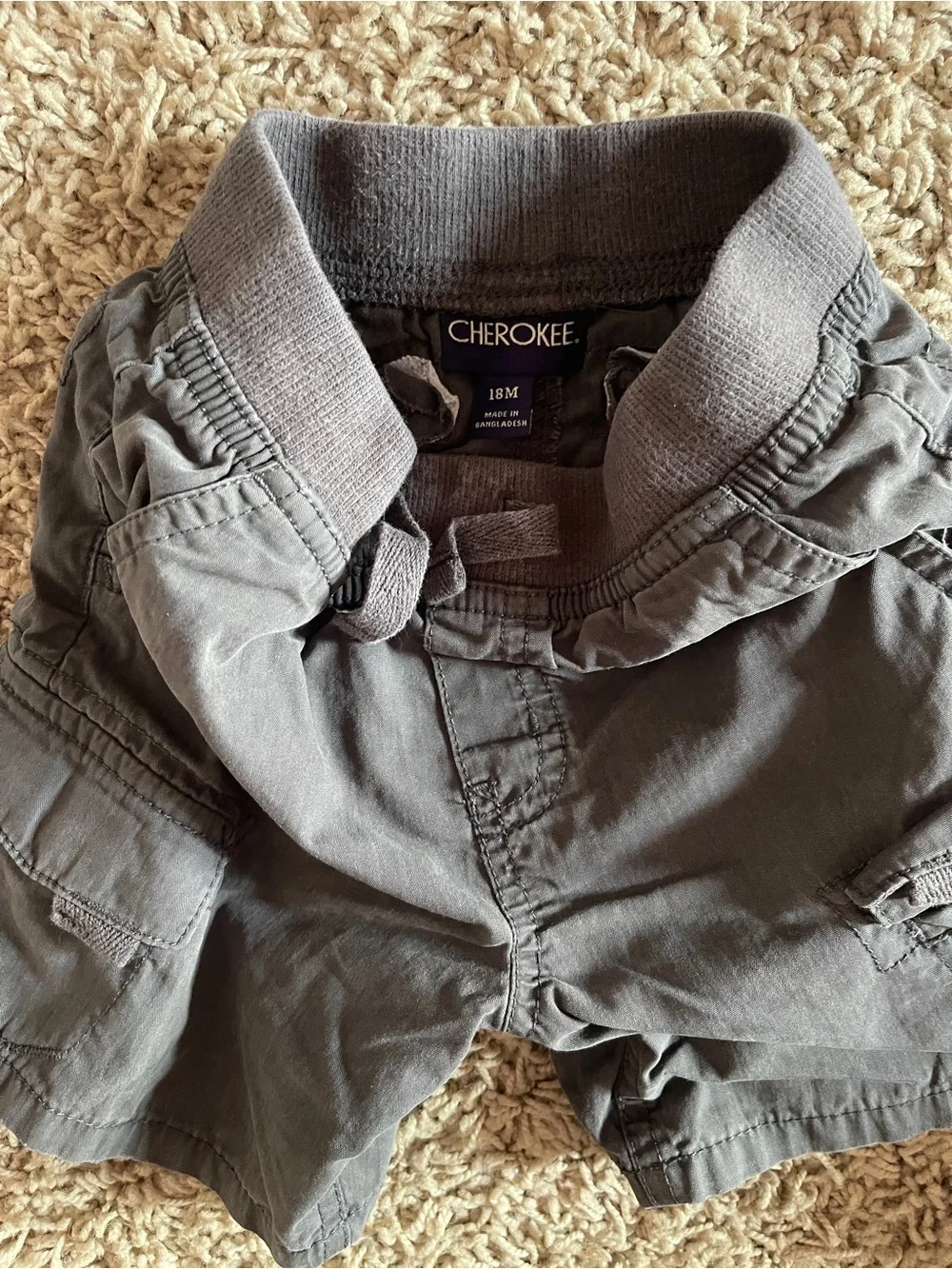 9 pairs of toddler boys shorts (18 months)